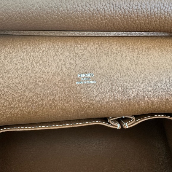 Hermes Jypsiere 28 in Gold Clemence with PHW - Picture 9 of 13